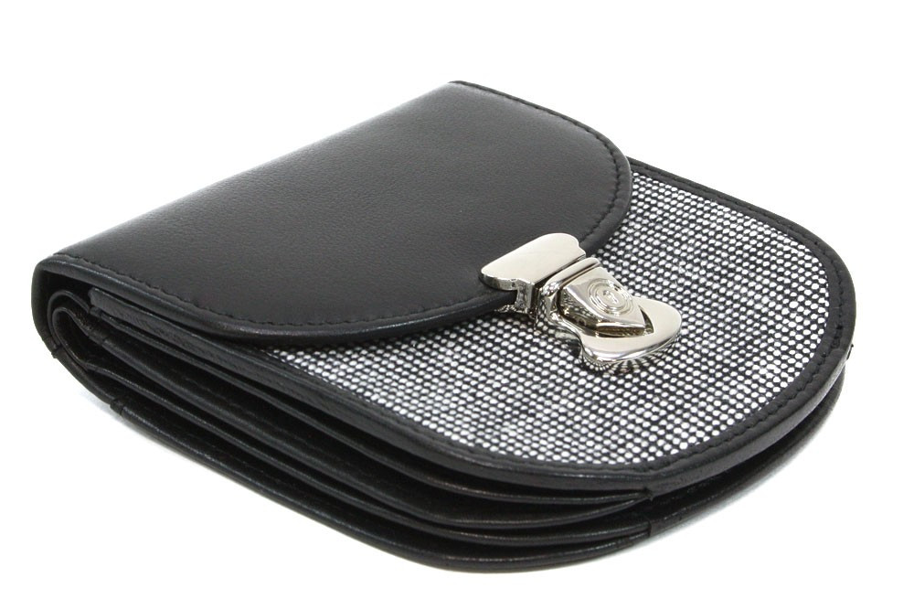 Černobílá dámská kožená peněženka se zámečkem Clariens
