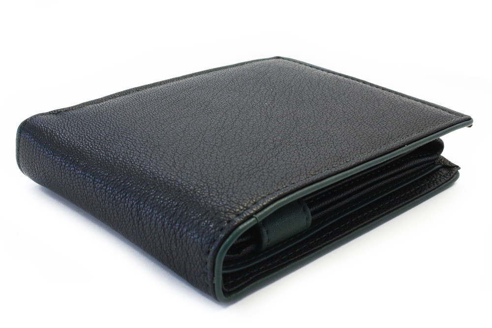 Černá pánská kožená peněženka se zelenou zápinkou Marston