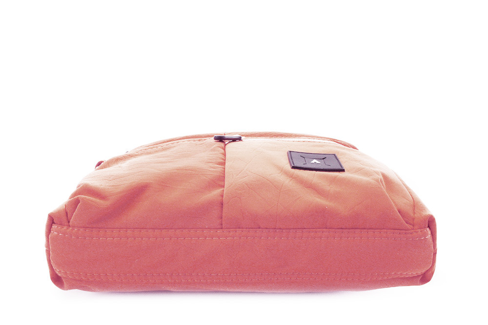 Růžová zipová dámská crossbody taška Baylen