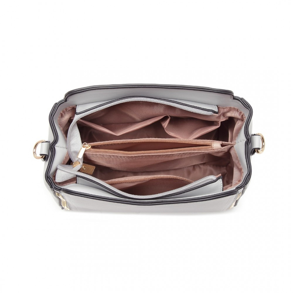 Světle šedá zipová crossbody dámská kabelka Zivana