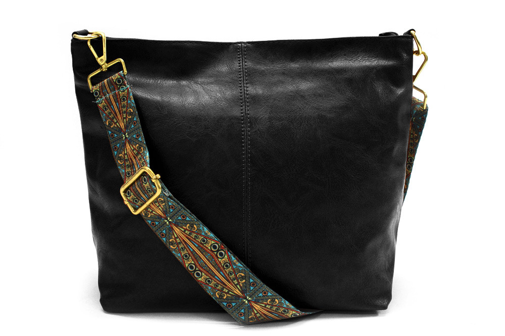 Černá dámská jednoduchá crossbody kabelka Amaya