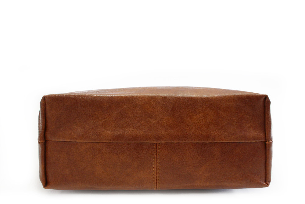 Hnědá dámská jednoduchá crossbody kabelka Amaya