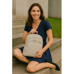 Světle šedý kožený zipový batoh Poppy