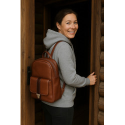 Tmavě hnědý kožený praktický batoh Fridlie