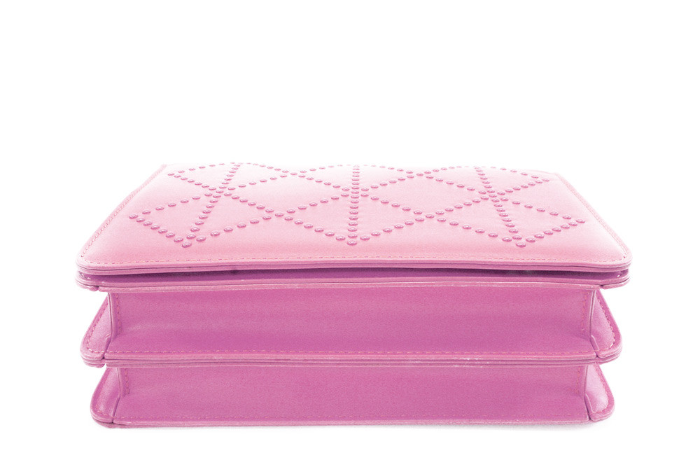 Světle růžová dámská crossbody kabelka s ozdobnou klopnou Dobea