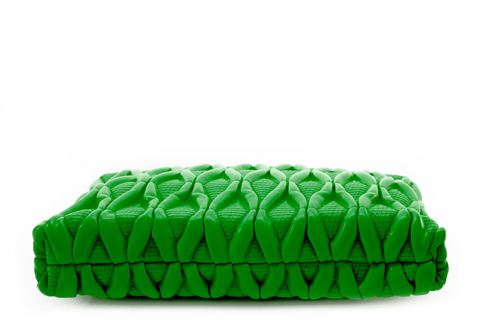 Zelená netradiční prošívaná crossbody dámská kabelka Azzini