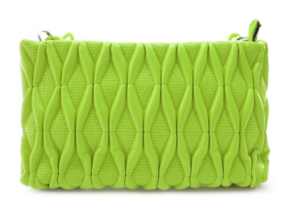 Světle zelená netradiční prošívaná crossbody dámská kabelka Azzini