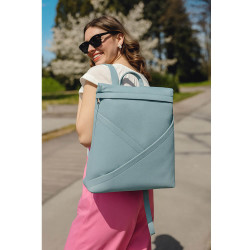 Světle modrý praktický dámský batoh Ivora