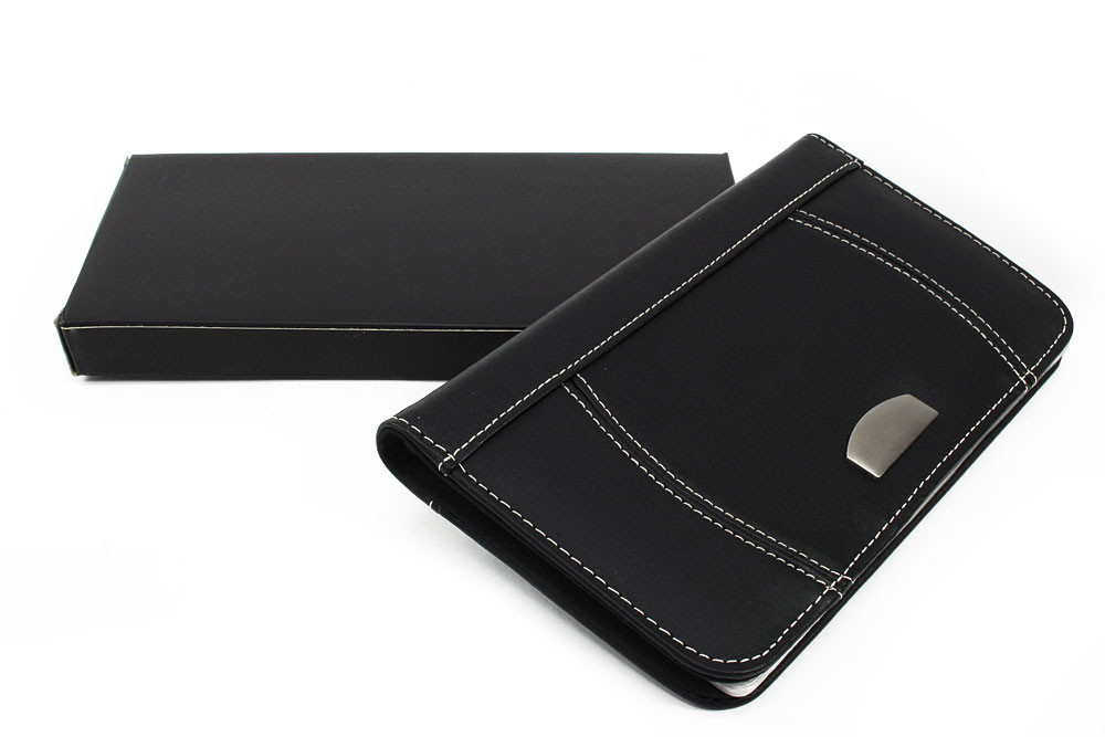 Černý elegantní vizitkář Maachah DÁREK