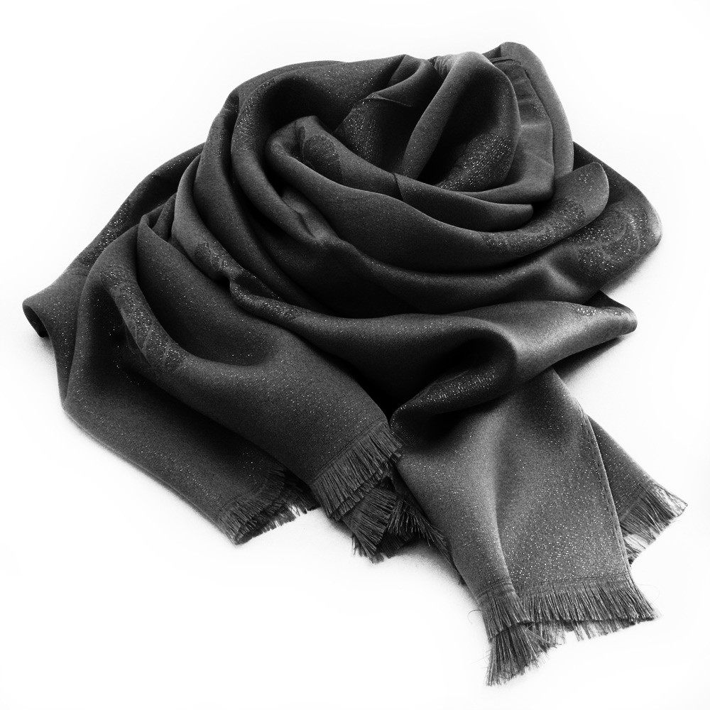 Černý dámský elegantní šátek Everleigh