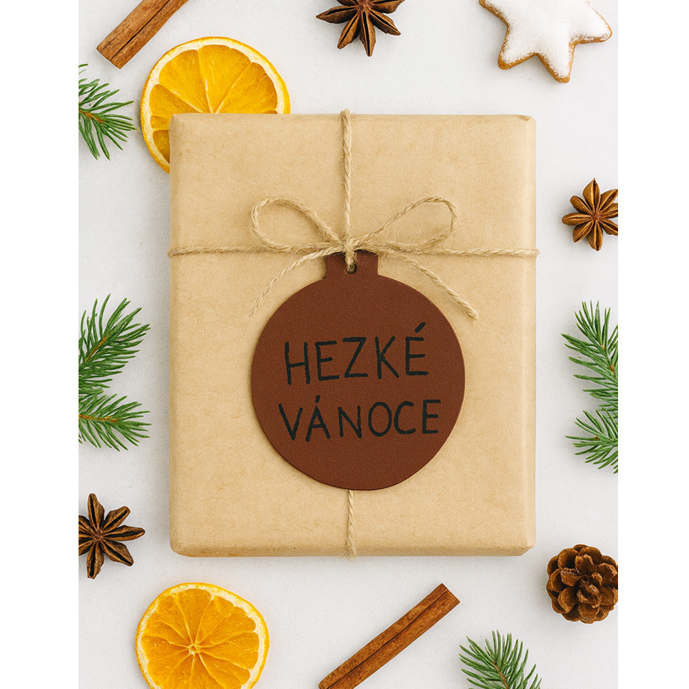 Hnědá vánoční ozdoba baňka Inoue