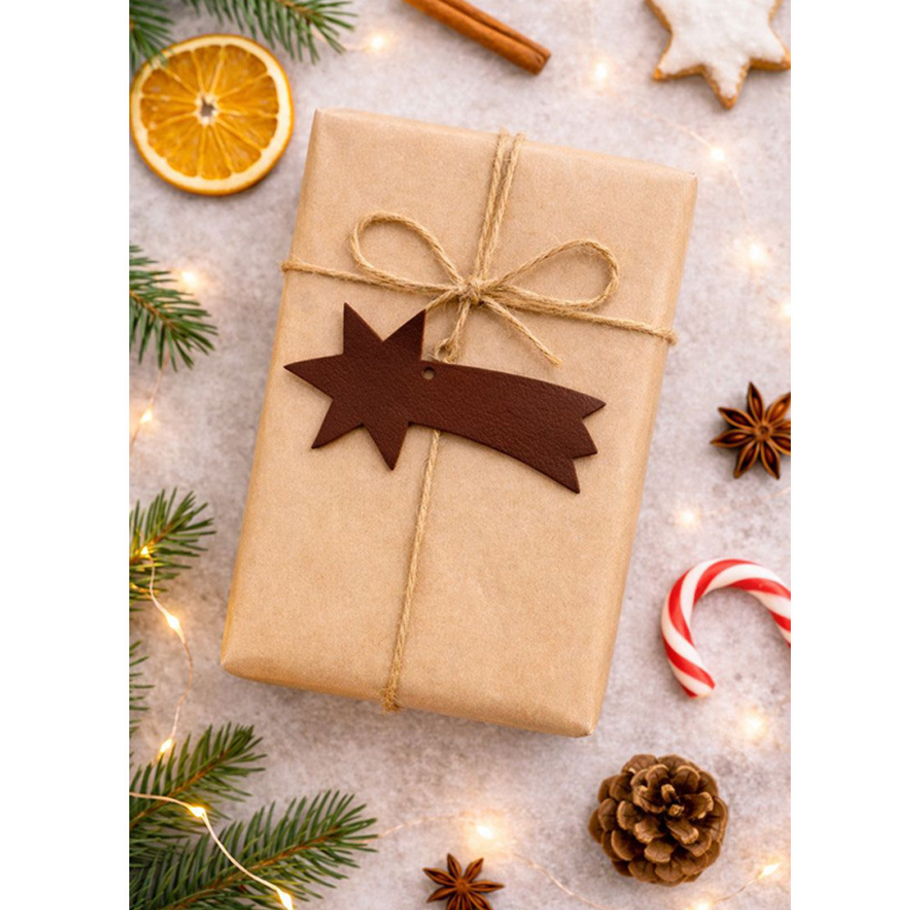 Hnědá vánoční ozdoba stromeček Robbins