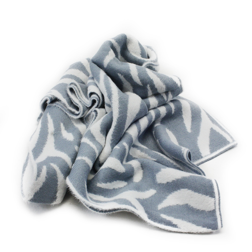 Světle modrý dámský dlouhý modní šál Olexey