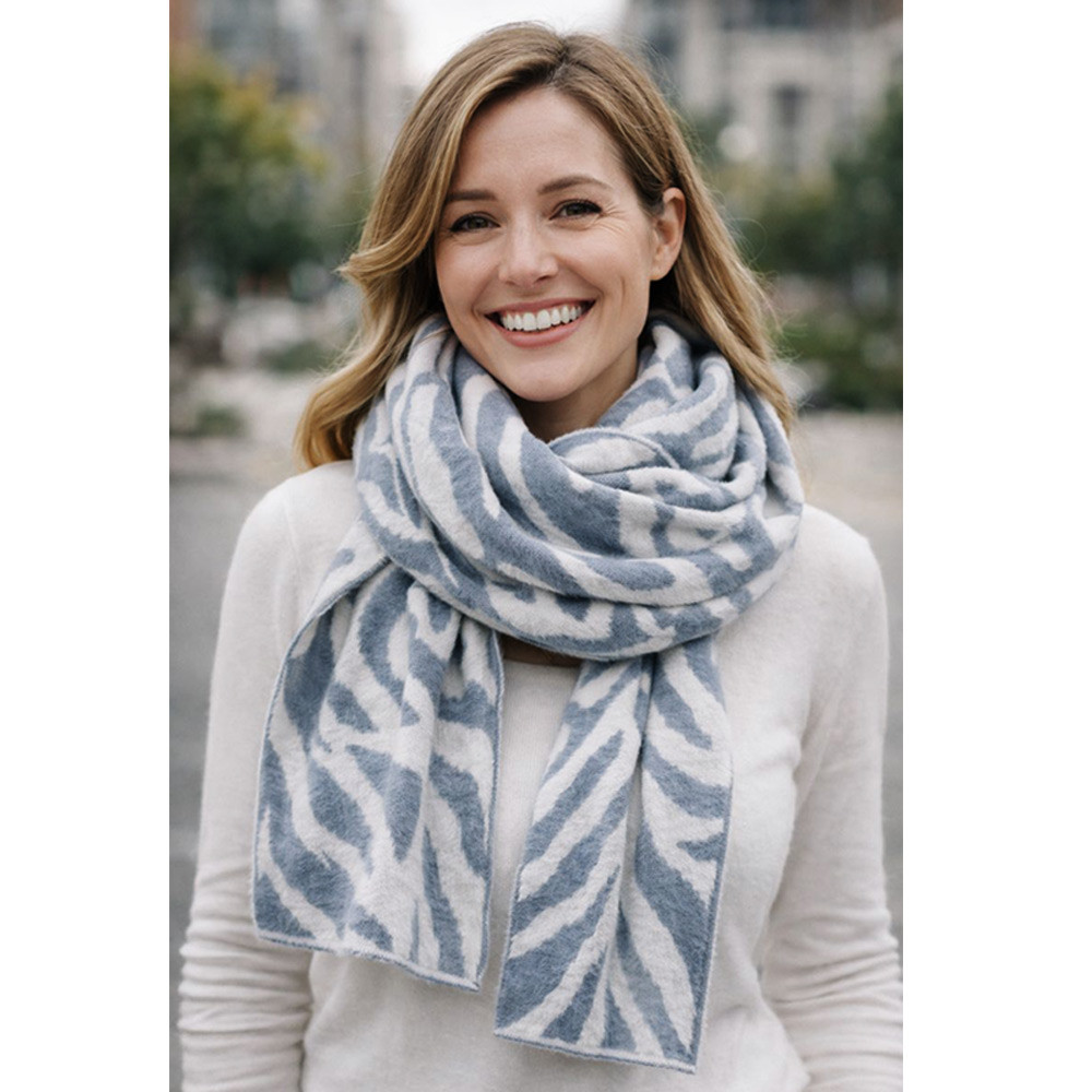 Světle modrý dámský dlouhý modní šál Olexey