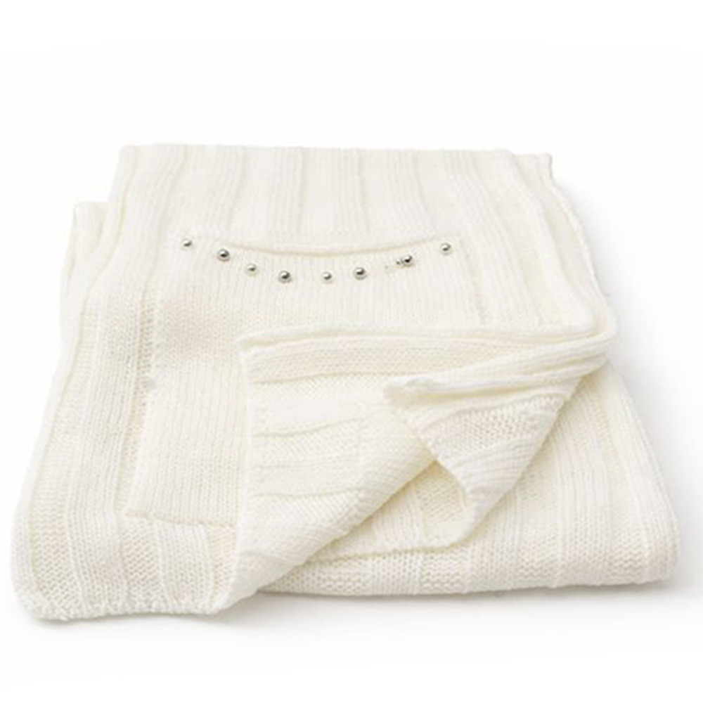 Sněhově bílý dámský dlouhý modní šál Fontana