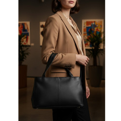 Černá kožená dvouzipová kabelka se dvěma popruhy Agrican