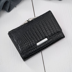 Černá dámská kožená rámová peněženka s motivem croco Susan