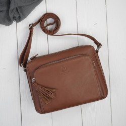 Hnědá dámská kožená crossbody kabelka Jacomina