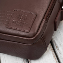 Tmavě hnědý pánský kožený crossbag Tarik