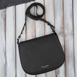 Černá dámská crossbody kožená kabelka Pernille