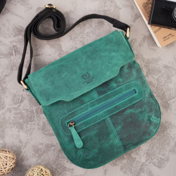 Zelená dámská kožená crossbody taška s klopou Lujain