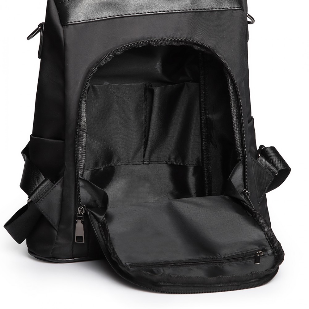 Černý stylový moderní dámský batoh/kabelka Ahana
