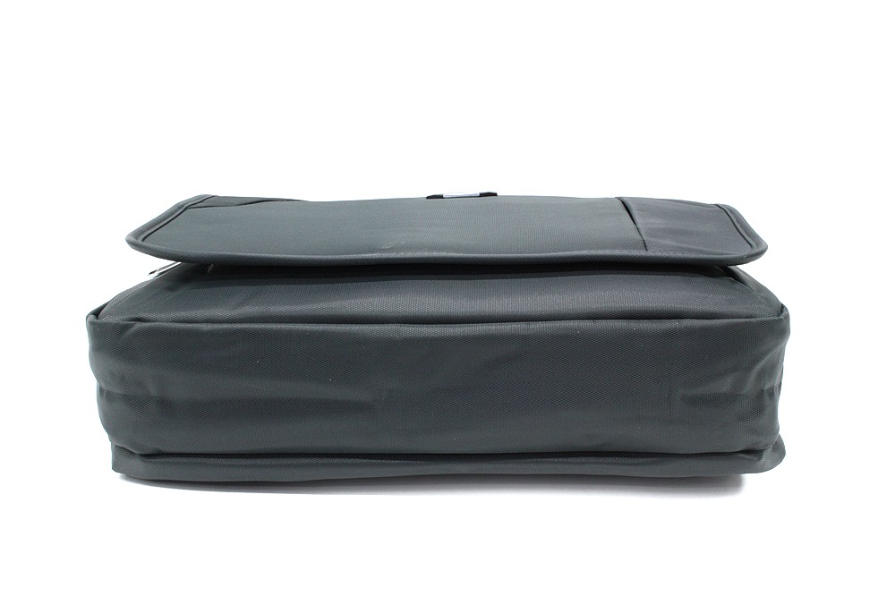 Kvalitní tmavě šedá pánská taška na notebook Zaiden