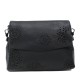 Černá dámská kabelka s výraznou klopnou Musette